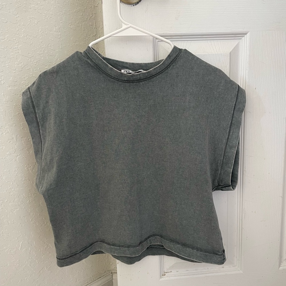 NWOT Women’s Zara Shirt